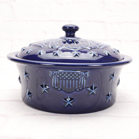 Longaberger Covered Casserole Serving Dish Blue 1 1/2 Quart American Eagle Stars - Picture 1 of 5